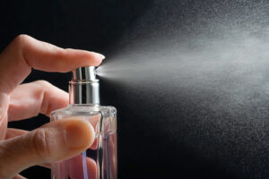 Làm thế nào để nước hoa giữ mùi lâu trong 24 tiếng?